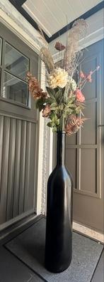 Zwarte vaas met bloemstuk - 75+ cm, Ophalen, Overige materialen, Zwart, Zo goed als nieuw