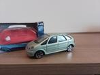 Burago.  CITROEN C4 PICASSO.  groen metalic., Hobby en Vrije tijd, Modelauto's | 1:43, Overige merken, Ophalen of Verzenden, Zo goed als nieuw