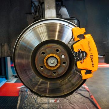 REMKLAUWEN SPUITEN 2K LAK ACTIE beschikbaar voor biedingen