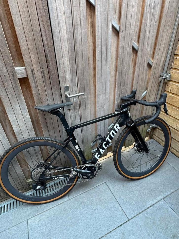 Gravelfiets Factor ostro vam, Fietsen en Brommers, Fietsen | Racefietsen, Zo goed als nieuw, Overige merken, Minder dan 10 versnellingen