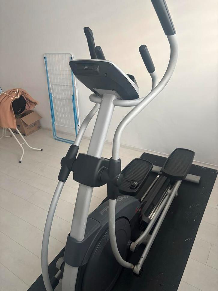 Crosstrainer - Perfect voor thuis!, Sport en Fitness, Fitnessapparatuur, Gebruikt, Crosstrainer, Armen, Metaal, Ophalen of Verzenden