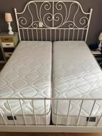 Tweepersoonsbed met swisse sense matrassen., Huis en Inrichting, Ophalen, Tweepersoons, Zo goed als nieuw, 160 cm