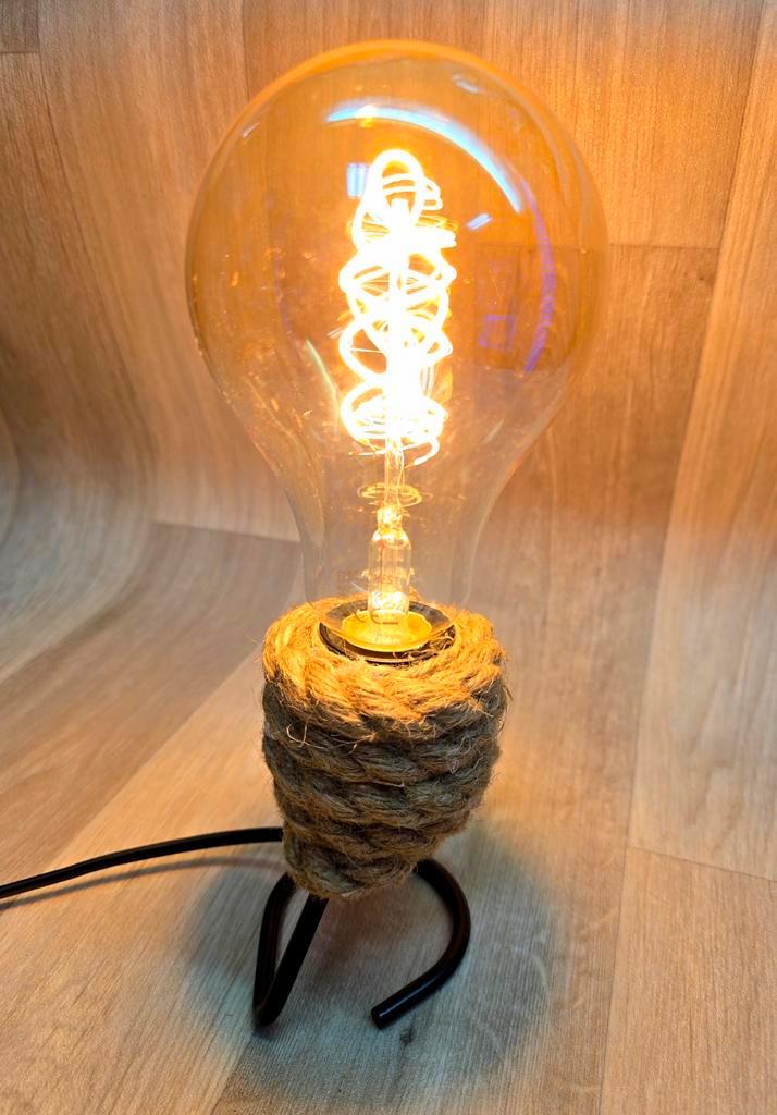 Mooie warm sfeervol tafellamp incl nieuwe LedFilement lamp, Huis en Inrichting, Lampen | Tafellampen, Zo goed als nieuw, Minder dan 50 cm