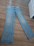 Stradivarius jeans D98 maat 42 lengte 34, Kleding | Dames, Spijkerbroeken en Jeans, Blauw, Ophalen of Verzenden, W33 - W36 (confectie 42/44)