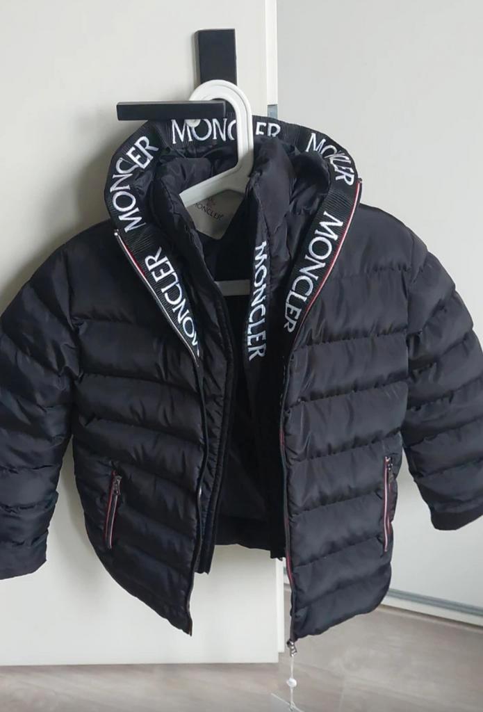 Moncler Jas - Stijlvol en Warm!, Kinderen en Baby's, Kinderkleding | Overige, Zo goed als nieuw, Jongen of Meisje, Verzenden