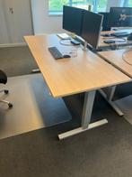 Partij Nette Elektrische Zit sta bureaus - 200x90cm, Huis en Inrichting, Bureaus, Ophalen, Elektrisch, Gebruikt, Bureau