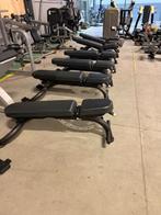 8 x Matrix G3 adjustable bench + 1 x Abdominal bench, Ophalen, Overige materialen, Gebruikt, Krachtstation