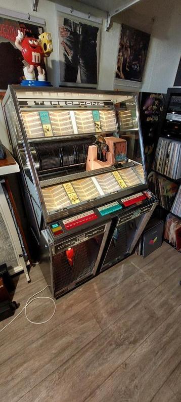 Seeburg Channel 222 beschikbaar voor biedingen