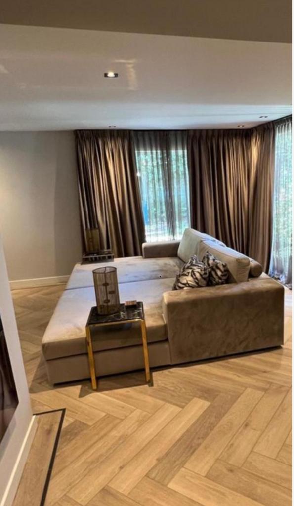 Grote, comfortabele chaise lounge 2x, Huis en Inrichting, Banken | Bankstellen, 250 tot 300 cm, 100 tot 125 cm, Hoekbank, Ophalen of Verzenden