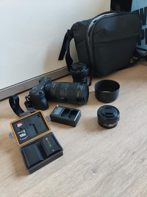 Sony A6700 - Sony 70-350 OSS - Sigma 18-50 F2.8 - Sony 16-50, Audio, Tv en Foto, Videocamera's Digitaal, Zo goed als nieuw, Sony