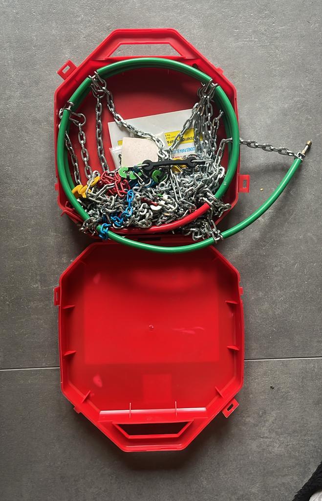 Technic 2500 Sneeuwkettingen, Ophalen, Gebruikt