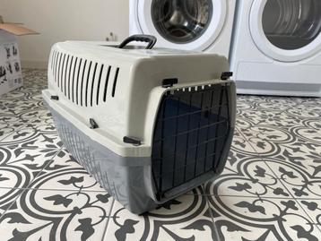 Transportbox/ vervoersbox kat beschikbaar voor biedingen