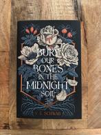 Fairyloot: Bury our bones in the midnight soil, V.E. Schwab, Ophalen of Verzenden, Nieuw
