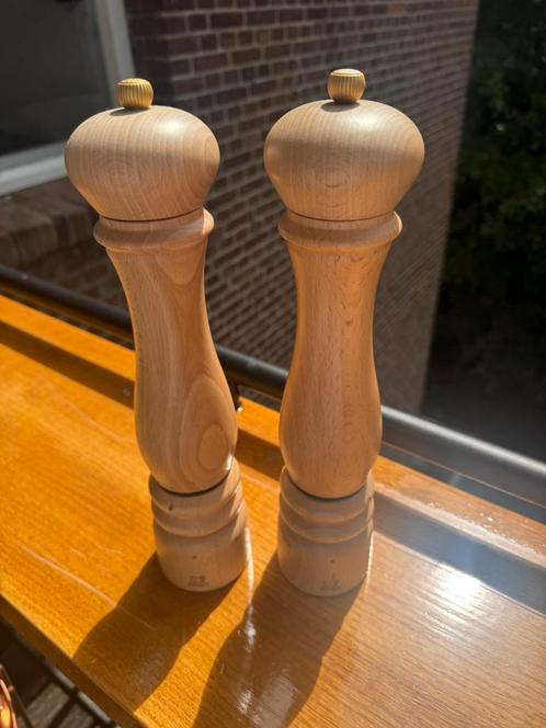 Peugeot elektrische peper- en zoutmolen – als nieuw – 34 cm, Huis en Inrichting, Keuken | Keukenbenodigdheden, Zo goed als nieuw