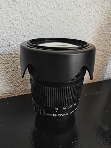 Canon ef-s 18-135mm f/3.5-5.6 IS STM lens beschikbaar voor biedingen