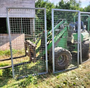 Te koop ijzeren deuren/ voor dierenverblijf of als poort beschikbaar voor biedingen