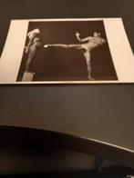 Kaart Erwin Olaf .Selfdefence, Verzenden, 1980 tot heden, Ongelopen, Sterren en Beroemdheden