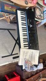 Roland E-28, Muziek en Instrumenten, Keyboards, Ophalen of Verzenden, Gebruikt, 61 toetsen, Roland