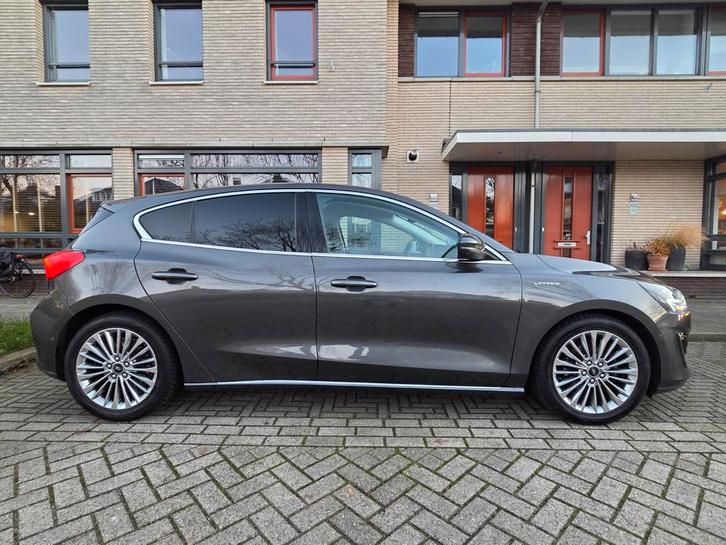 Ford Focus Hybrid Vignale 2021.. FULL OPTION, Auto's, Ford, Particulier, Focus, 360° camera, ABS, Achteruitrijcamera, Adaptieve lichten