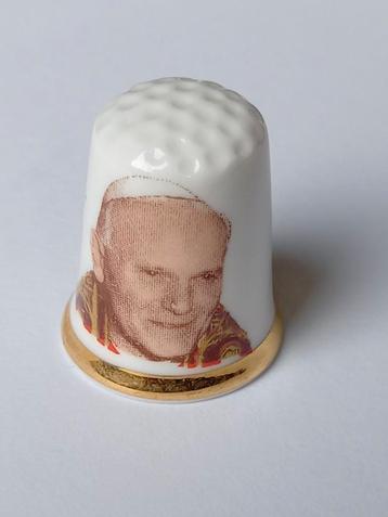 Vingerhoedje
To commemorate the life of pope John Paul ll beschikbaar voor biedingen