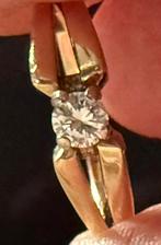 2 x Gouden ringen met briljant, Sieraden, Tassen en Uiterlijk, Ringen, Gebruikt, Ophalen of Verzenden, Kleiner dan 17, Met edelsteen