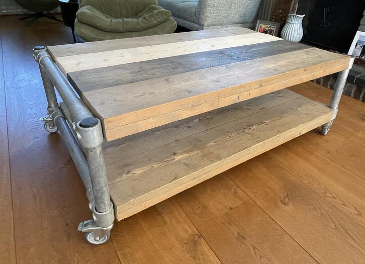 Robuuste salontafel van steigerhout en buis, Huis en Inrichting, Tafels | Salontafels, Gebruikt, Minder dan 50 cm, 50 tot 100 cm