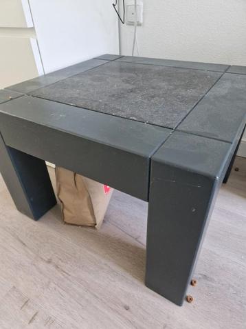 Salon/bijzet tafel 60x60x40 cm beschikbaar voor biedingen