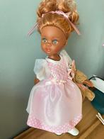 Paola reina pop nora funky met origineel jurk van paola, Ophalen of Verzenden, Zo goed als nieuw, Babypop