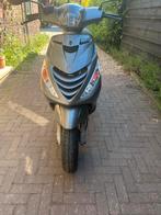 Piaggio zip iget e5, Fietsen en Brommers, Scooters | Piaggio, Ophalen, Zo goed als nieuw, Zip