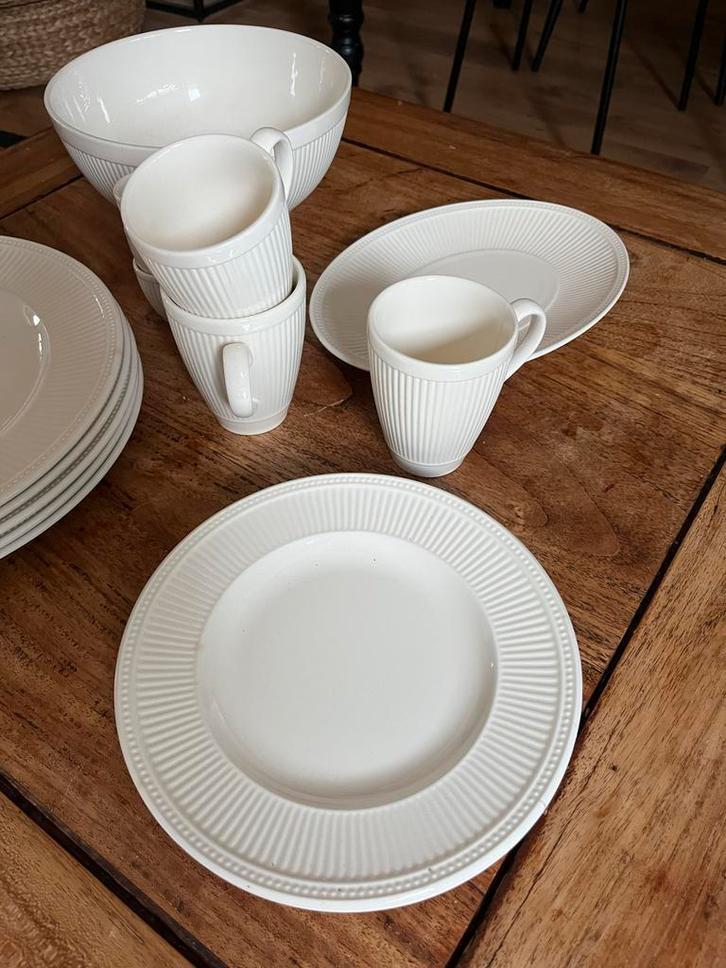Wedgwood Servies - Windsor. Ook los te koop!, Huis en Inrichting, Keuken | Servies, Gebruikt, Compleet servies, Wedgwood, Porselein