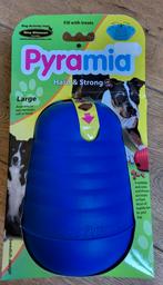 Nina Ottosson Dog Pyramid - snoepjes cone - NIEUW, Ophalen of Verzenden, Nieuw, Intelligentiespeelgoed