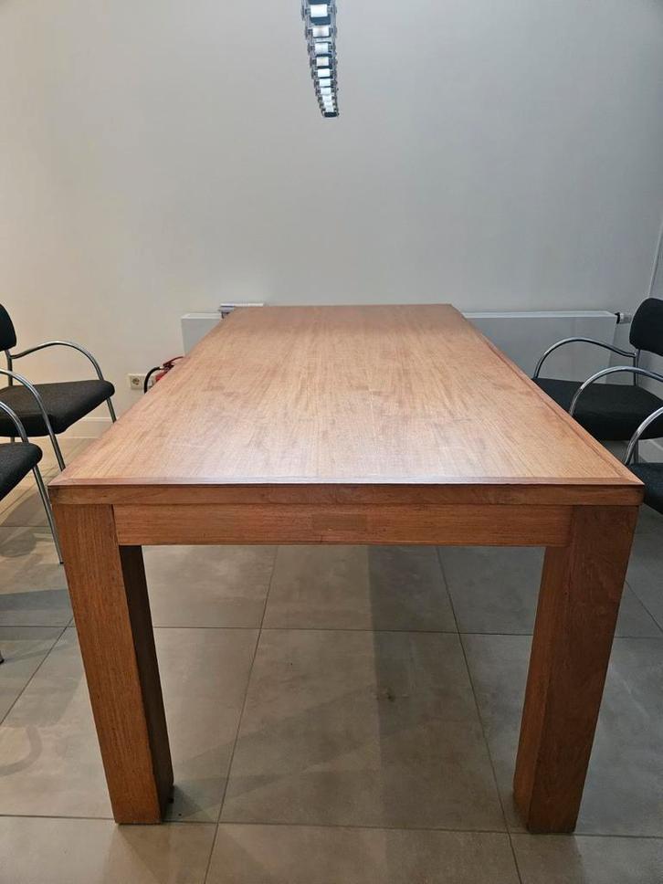 Stakke gelakte houten eettafel., Huis en Inrichting, Tafels | Eettafels, Gebruikt, 50 tot 100 cm, 150 tot 200 cm, Vijf personen of meer