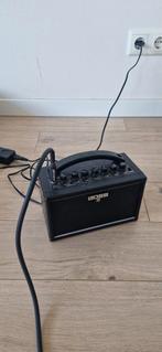 BOSS katana-mini + AC Adaptor, Muziek en Instrumenten, Ophalen, Zo goed als nieuw, Minder dan 50 watt