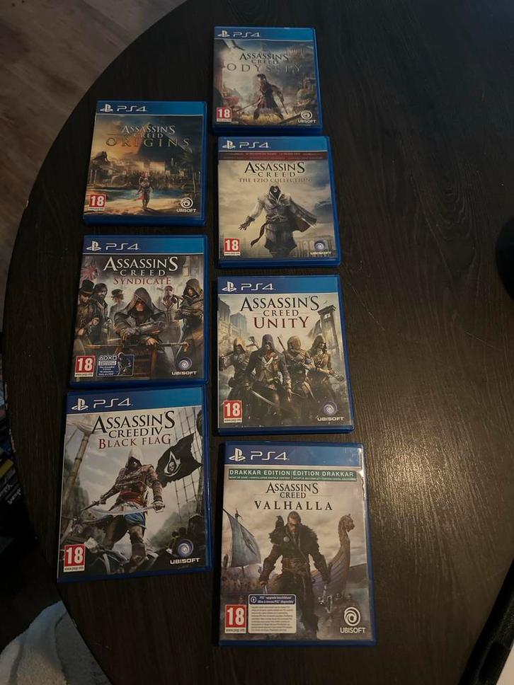 Assassin's Creed PS4/4 pro games! ADV lezen aub., Spelcomputers en Games, Spelcomputers | Sony PlayStation 4, Zo goed als nieuw