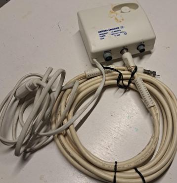 Antenneversterker + antennekabel 12.5dB beschikbaar voor biedingen