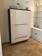 Delato Quarto - Italiaanse design buffetkast – notenhout, Huis en Inrichting, Kasten | Buffetkasten, Ophalen, 100 tot 150 cm, Zo goed als nieuw