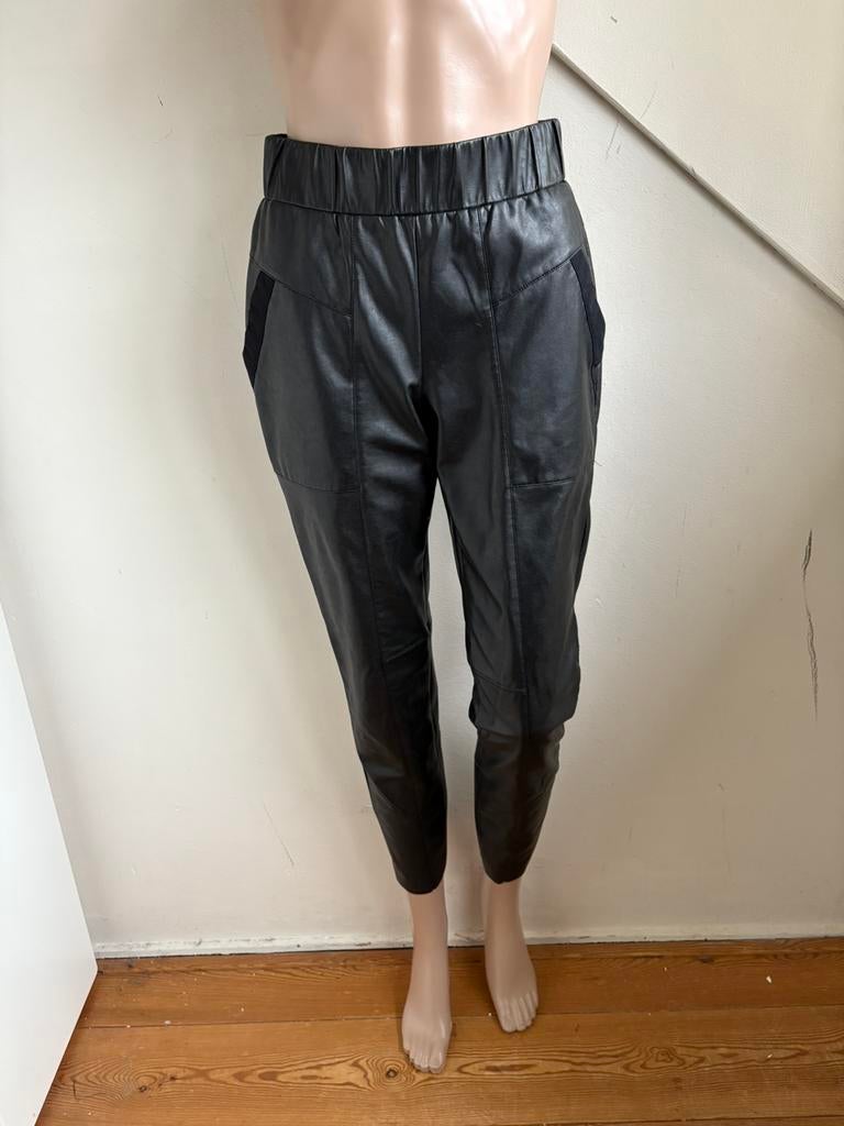 Marc Cain pu-leren broek maat N2 = S zwart leren look, Marc Cain, Zwart, Ophalen of Verzenden, Zo goed als nieuw