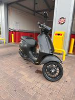 Vespa Sprint, 6800 KM, top staat, iget, geel kenteken, Fietsen en Brommers, Scooters | Vespa, Ophalen, Overige modellen, Maximaal 45 km/u