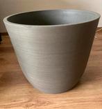 Grote bloempot voor binnen of buiten, Tuin en Terras, Bloempotten, Kunststof, Rond, Zo goed als nieuw, 40 tot 70 cm