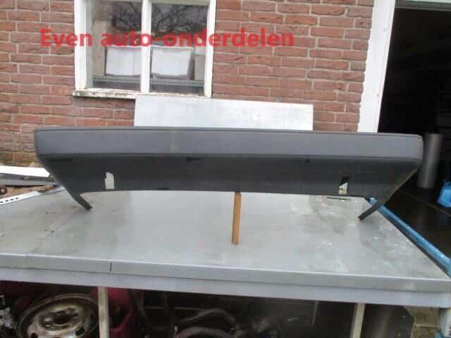 achter bumper corolla AE 82 sedan, Auto-onderdelen, Carrosserie en Plaatwerk, Bumper, Toyota, Achter, Gebruikt, Ophalen of Verzenden