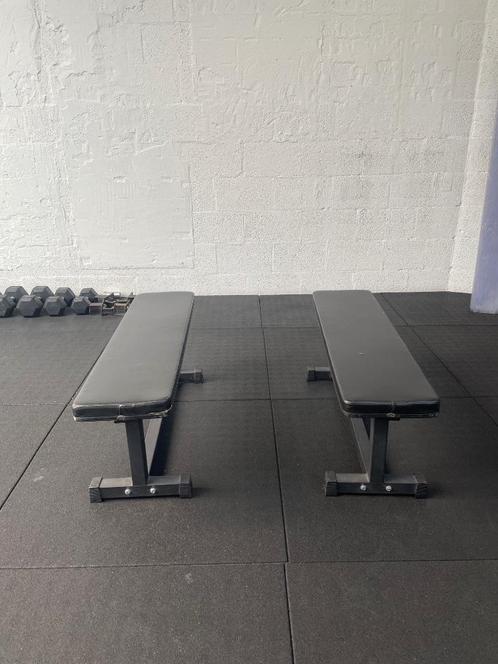 Crossmaxx Flat Bench – €80,- per stuk, Sport en Fitness, Fitnessmaterialen, Gebruikt, Fitnessbank, Ophalen