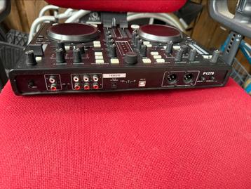 Dj set beginner beschikbaar voor biedingen