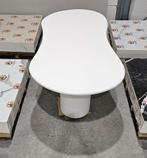 Organische eetkamertafel - 4, 6 of 8 personen - beton cire, Ophalen of Verzenden, Zo goed als nieuw