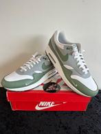Nike air Max 1 Spiral Sage - size 44, Kleding | Heren, Schoenen, Overige kleuren, Verzenden, Nike, Nieuw