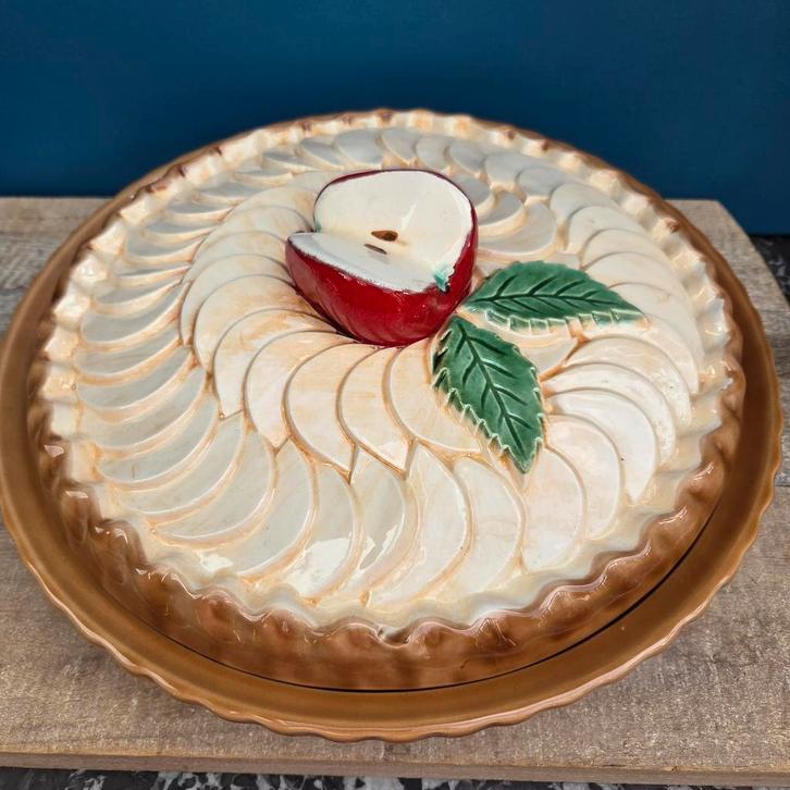 Silea aardewerk taartschaal met deksel, appel, Antiek en Kunst, Antiek | Schalen, Ophalen of Verzenden