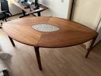 Bijzondere houten eettafel, Antiek en Kunst, Ophalen of Verzenden