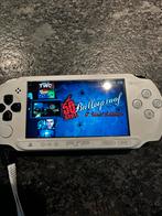 Psp street Zwart/Wit met veel voorgeïnstalleerde spellen, Spelcomputers en Games, Ophalen of Verzenden, Zo goed als nieuw, PSP
