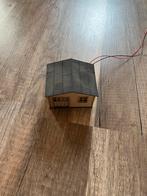 Modelhuisje met LED verlichting - Diorama/Modelspoor, Ophalen, Gebruikt, Brug, Tunnel of Gebouw, Overige merken