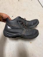 Werkschoenen maat 44, Ophalen, Zo goed als nieuw