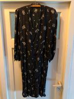 Damesjurk Oud Wijf, Maat 38/40 (M), Carnaval, Ophalen of Verzenden, Kleding